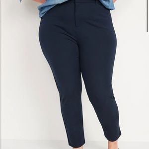 Old Navy | Never Fade High Rise Pixie Navy Blue